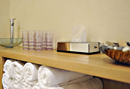 Wellnessraum Haus Küng Handtücher und Getränke Ecke Wellnessraum Haus Küng Handtücher und Getränke Ecke